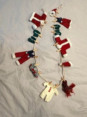 Holiday Mini Outfit Garland - Red, Green, Cream